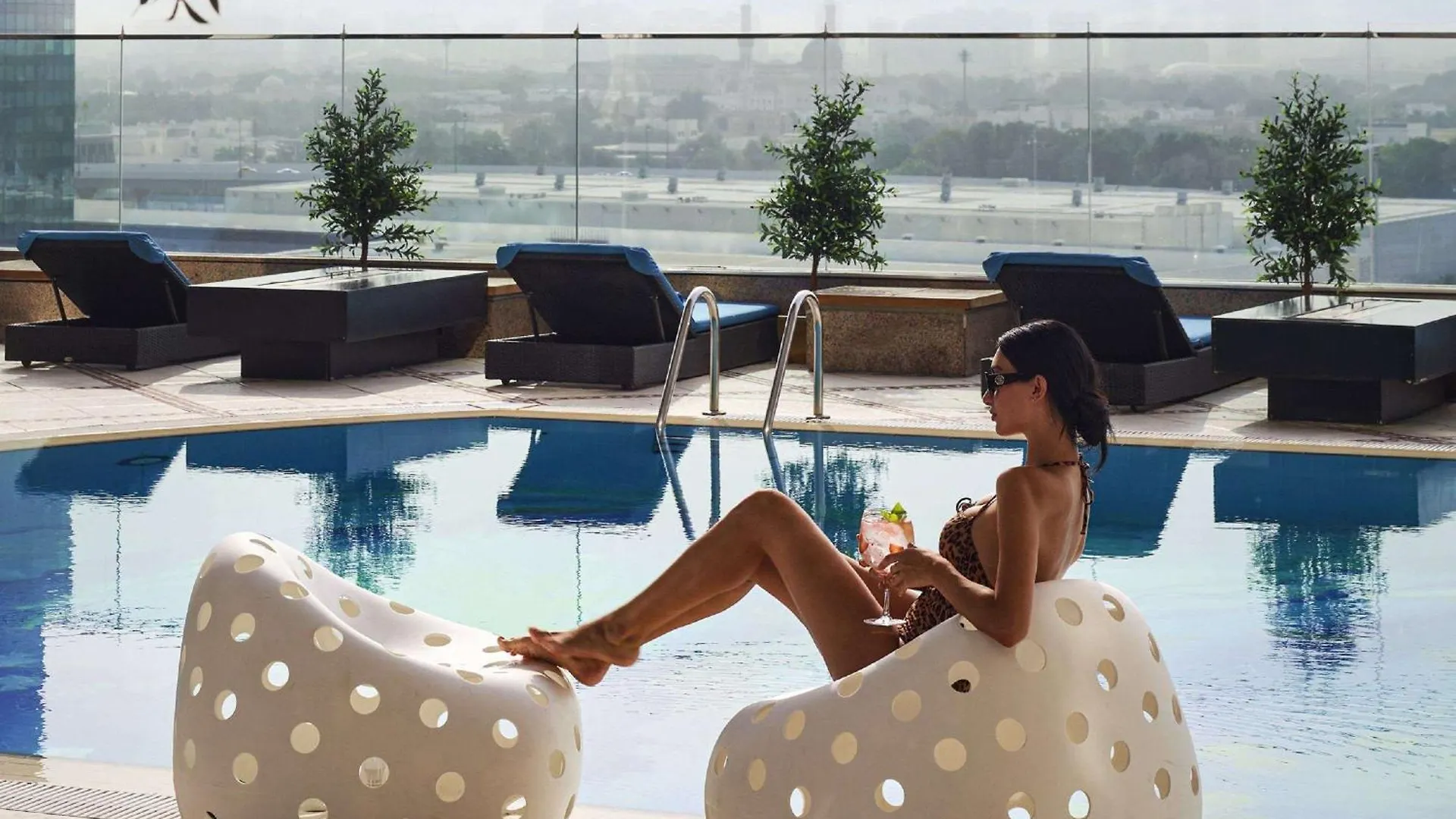 Fairmont Dubai Hotel 5*,