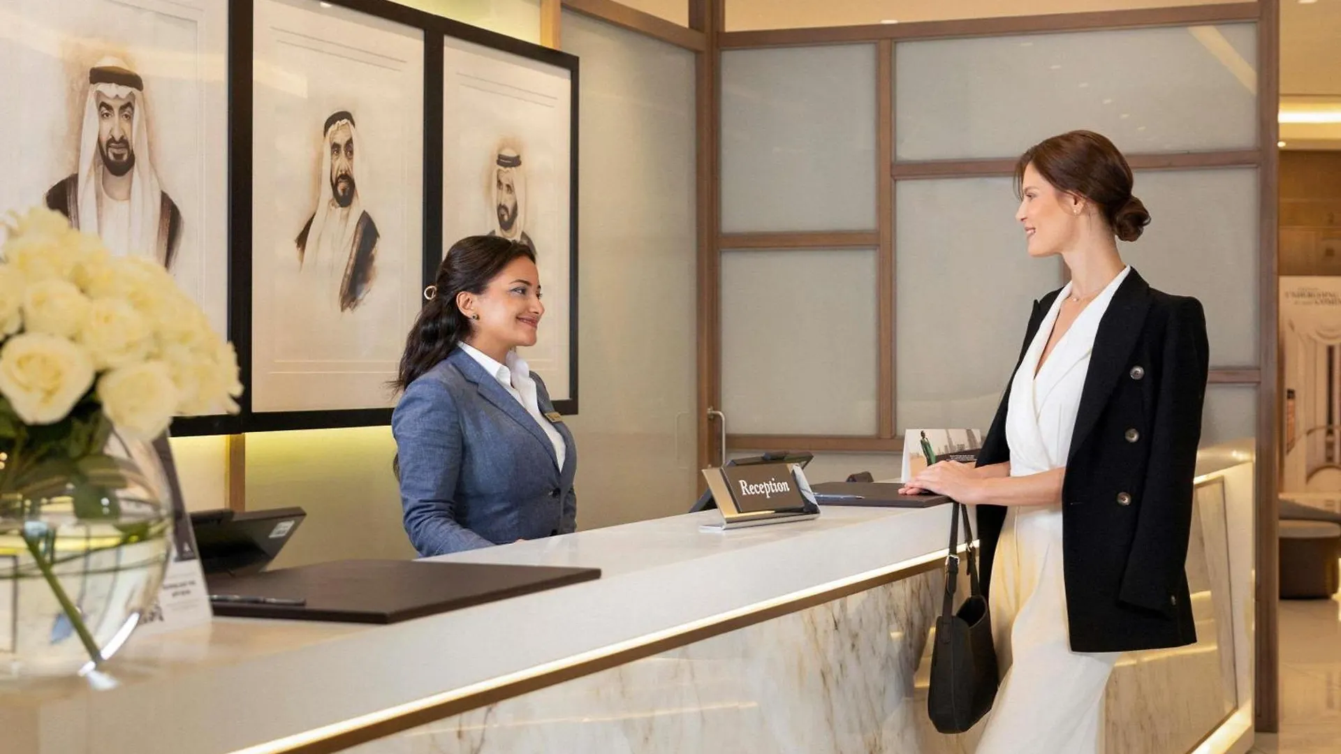 Fairmont Dubai Hotel