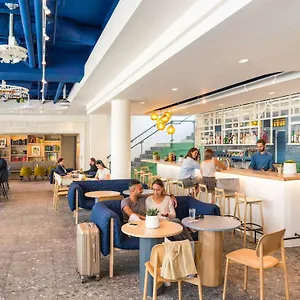 Novotel Centre Gare Montparnasse Отель Париж