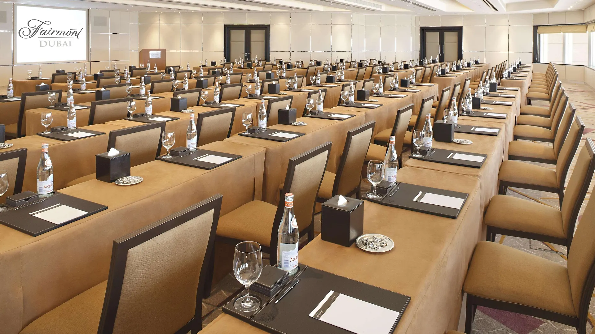 Fairmont Dubai Hotel