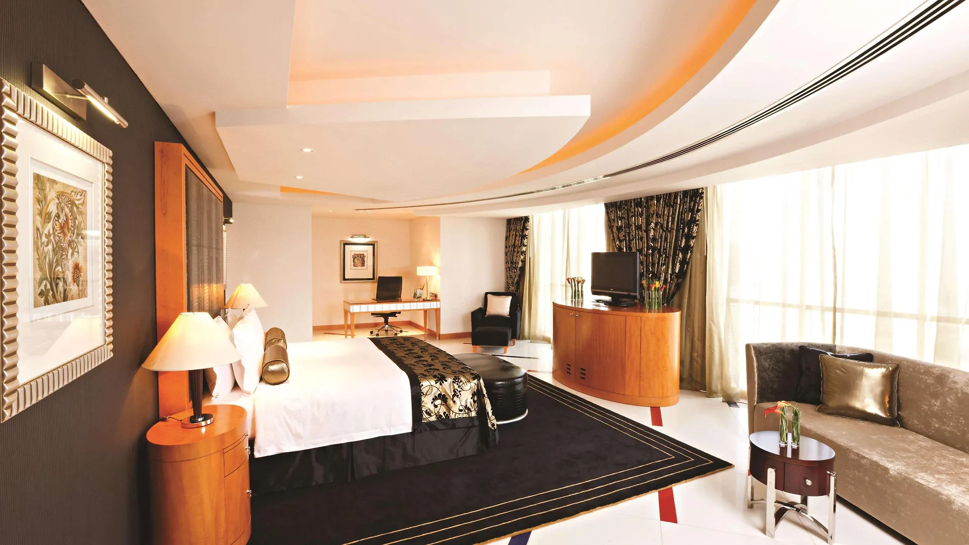 Fairmont Dubai Hotel