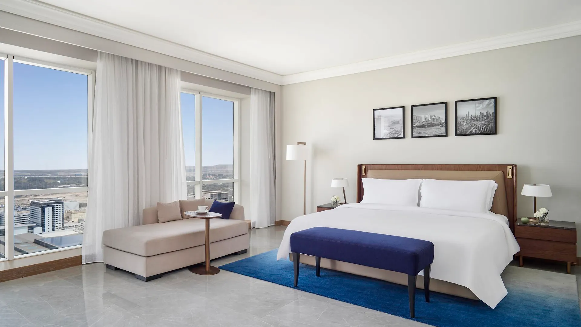 Fairmont Dubai Hotel