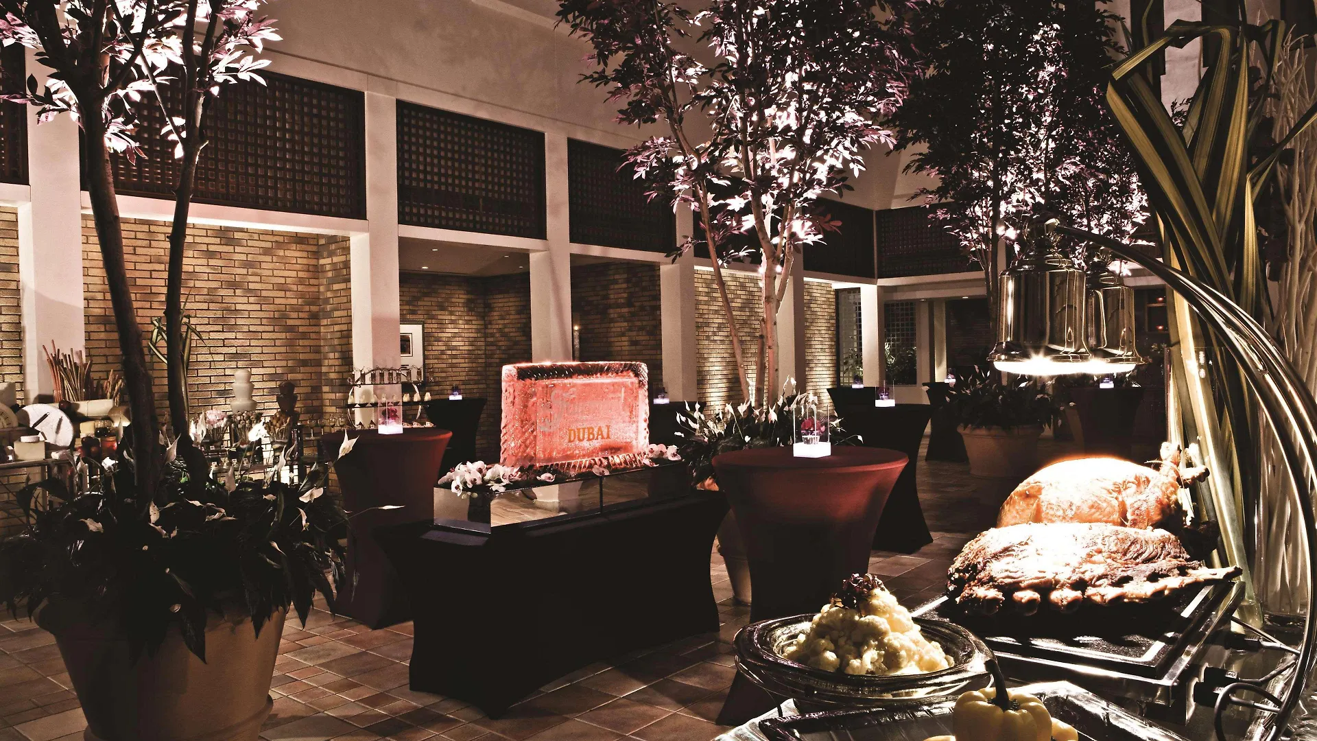 Fairmont Dubai Hotel