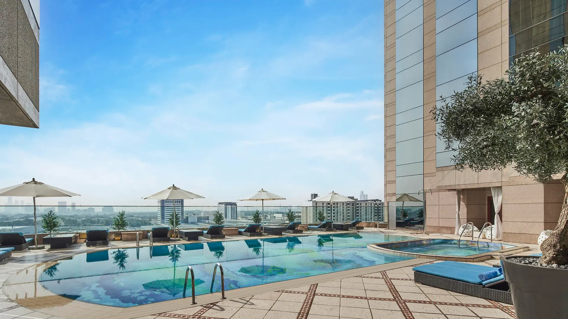 Fairmont Dubai Hotel