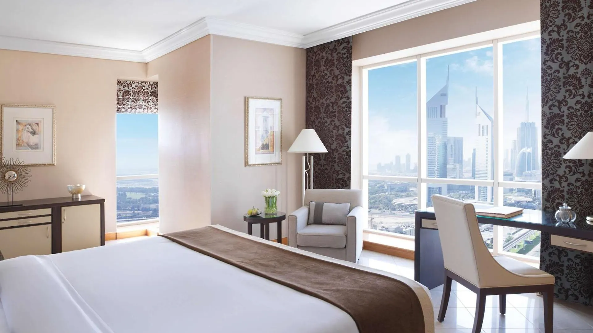 Fairmont Dubai Hotel