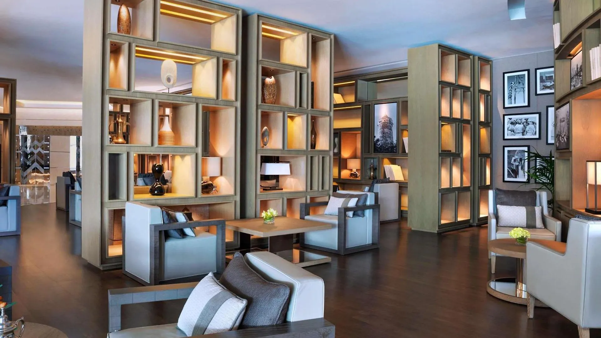 Fairmont Dubai Hotel