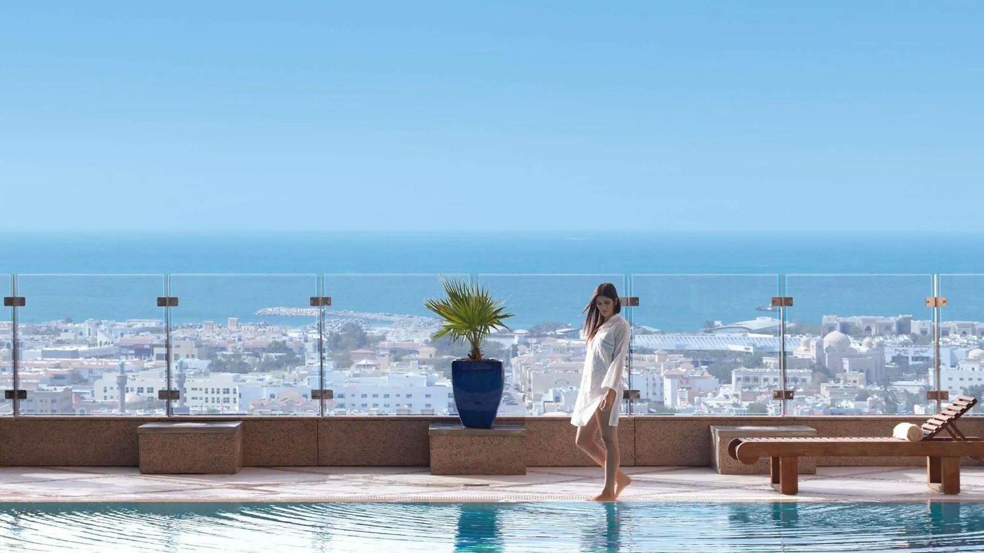 Fairmont Dubai Hotel